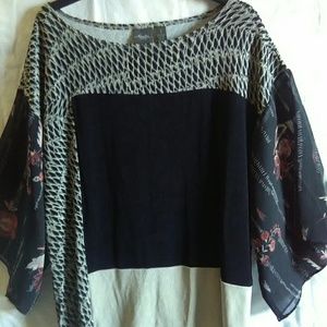 travelers by Chico's size 1 medium woman top